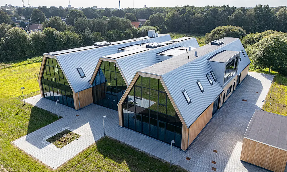Byggnad med mycket låg klimatpåverkan prisas i Årets Byggeri 2025 – Areco levererar taklösning